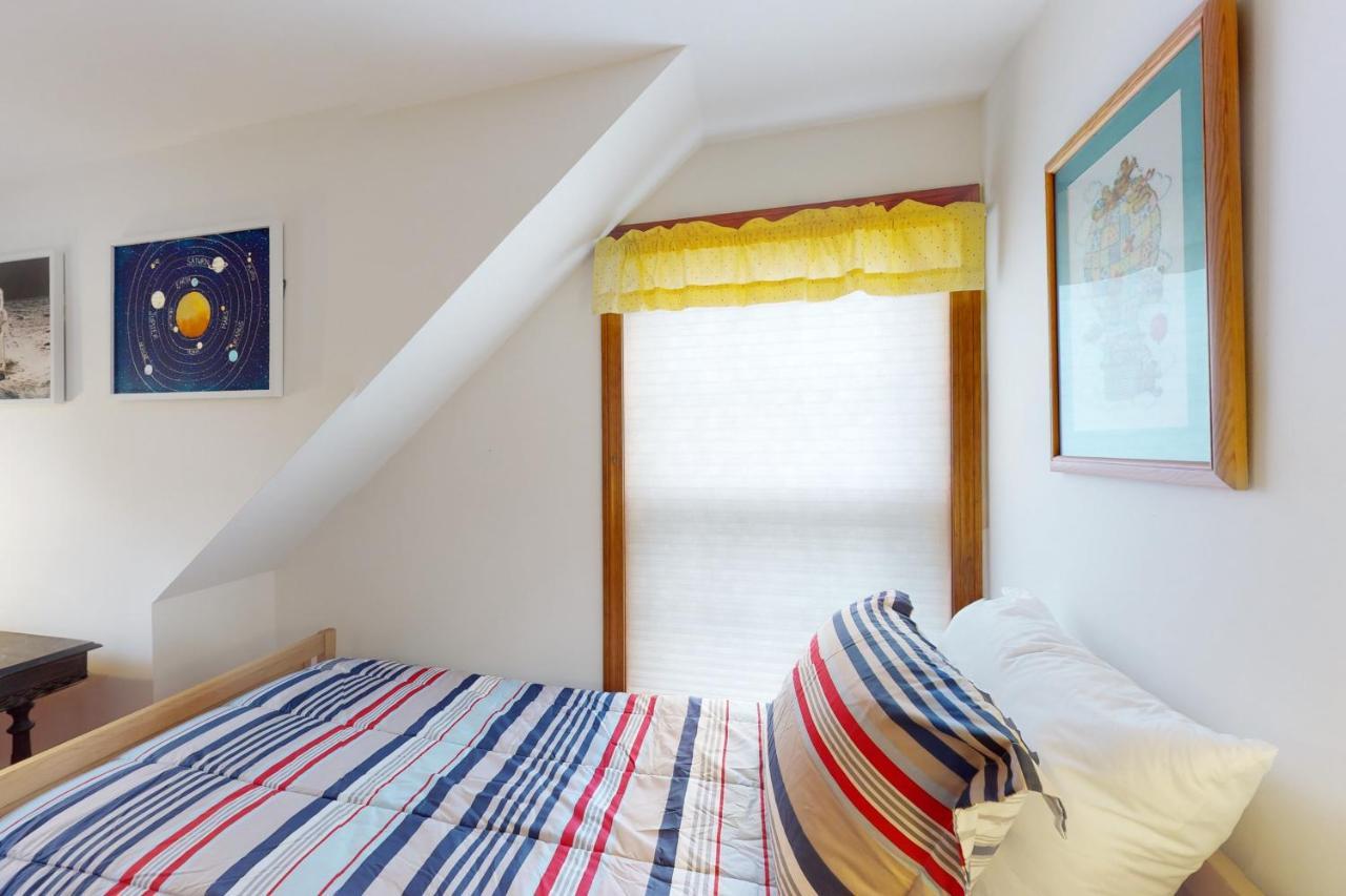Cape Me Away Villa Гилфорд Екстериор снимка